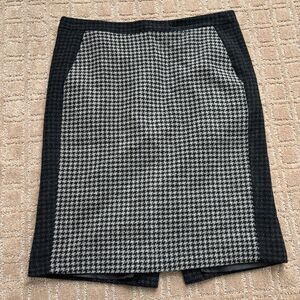 J. Crew Houndstooth Wool Blend Pencil Skirt Sz 4 Gray Black Academia Office Work